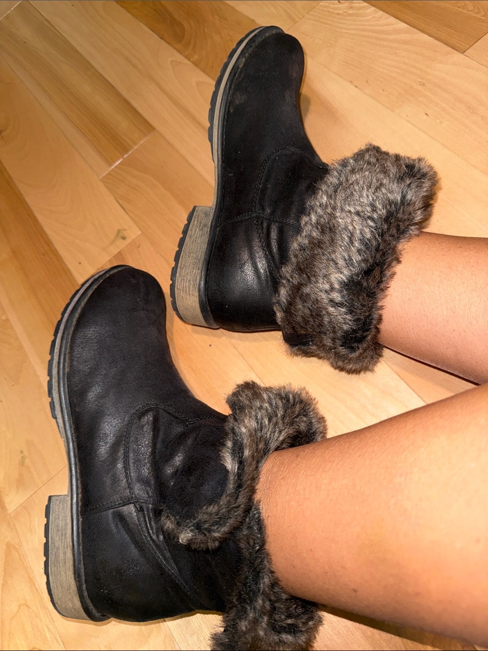 Candies Black Faux-Fur/ Slouchie Lined Ankle Booties, wear up or down! 9 - Picture 7 of 10